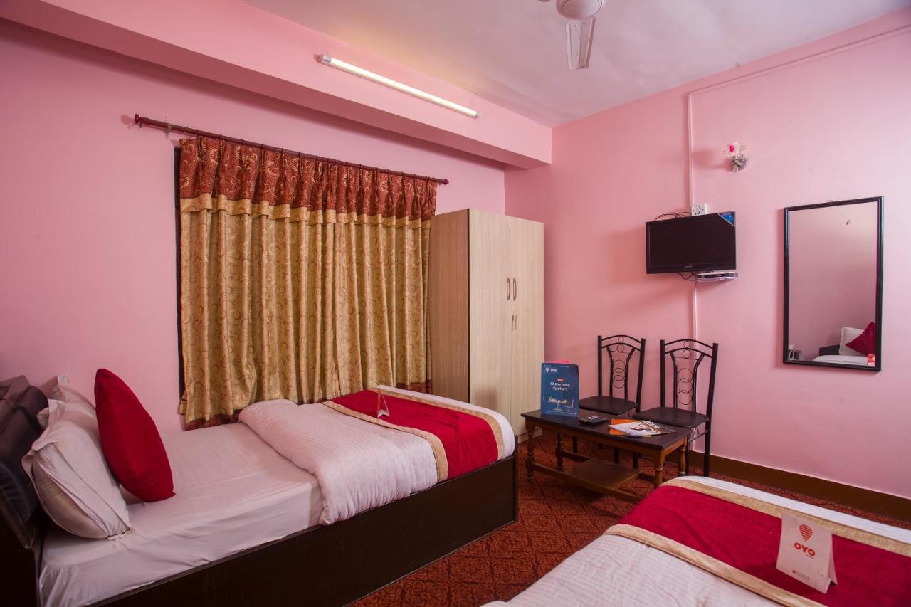 Oyo 161 Ram Janaki Hotel Catmandu Exterior foto